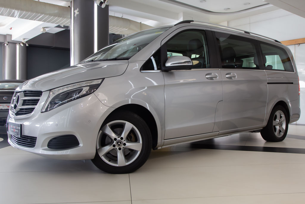 MERCEDES BENZ V220D EXCLUSIVE