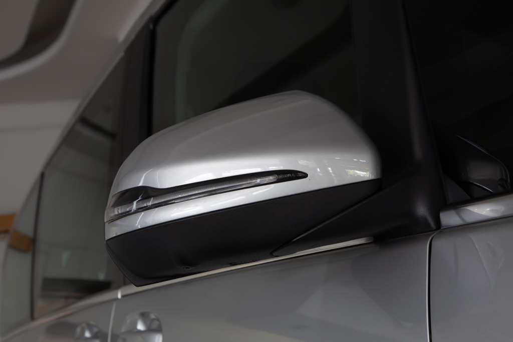 MERCEDES BENZ V220D EXCLUSIVE