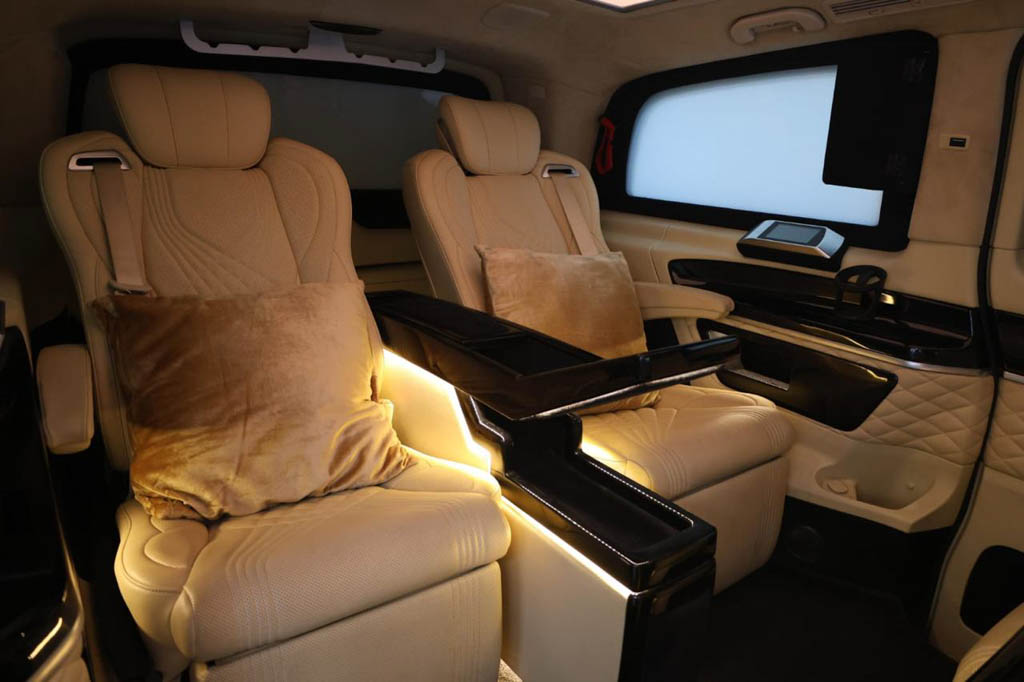 MERCEDES BENZ V220D with Maybach Kit