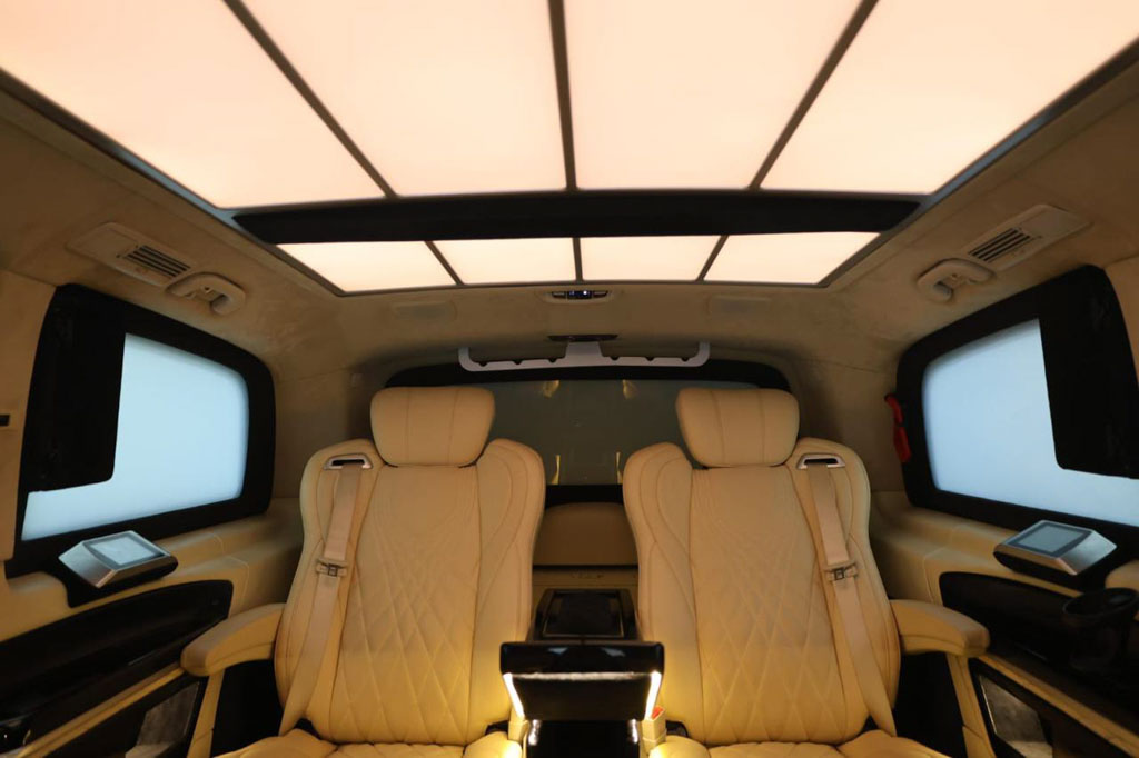 MERCEDES BENZ V220D with Maybach Kit