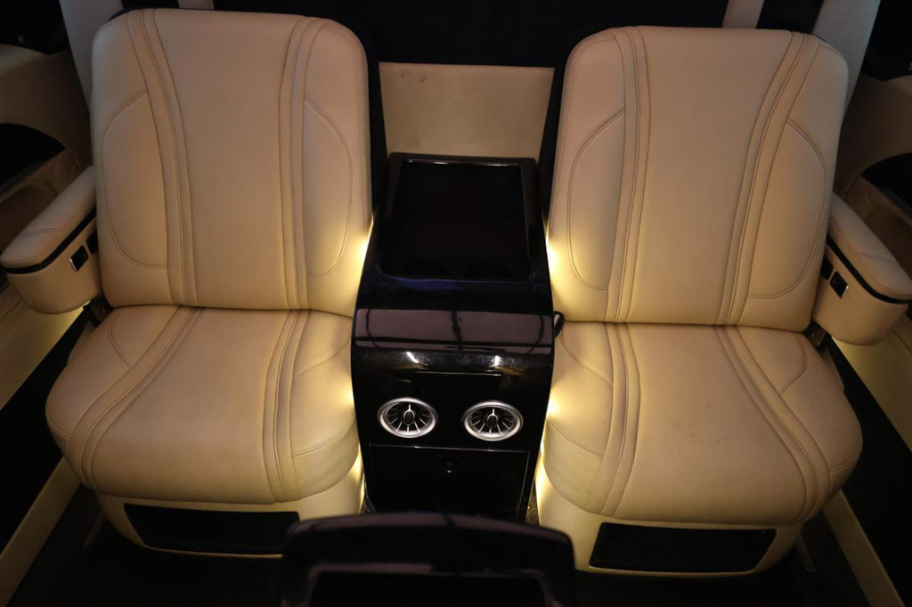 MERCEDES BENZ V220D with Maybach Kit