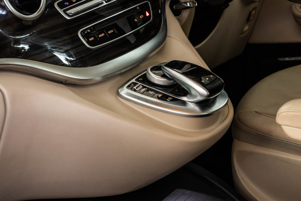 Mercedes Benz V220d CBU