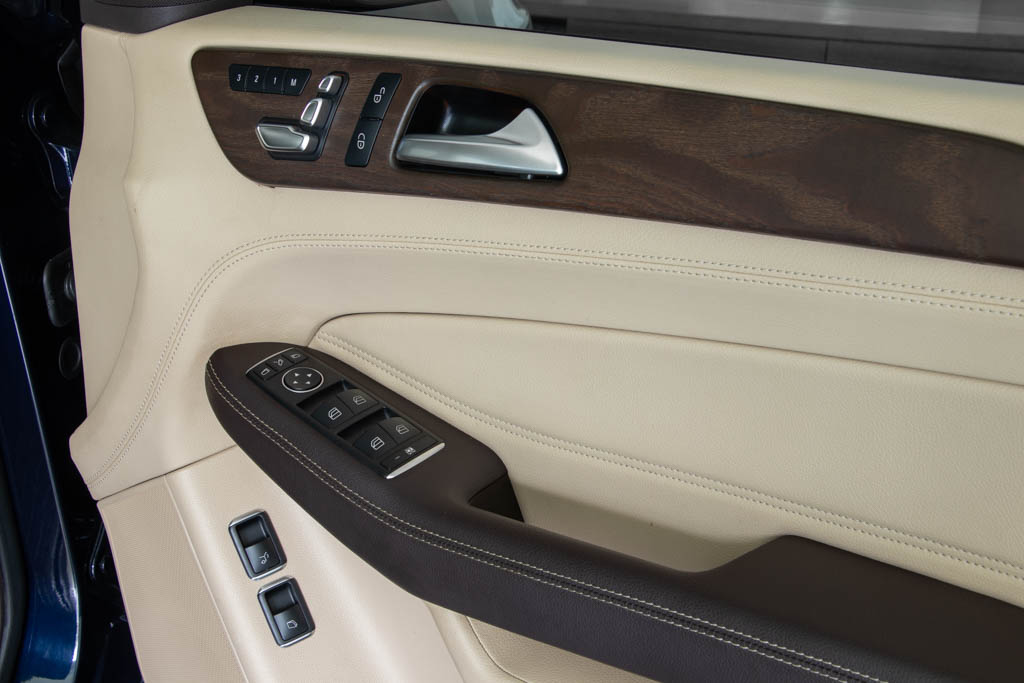 MERCEDES-BENZ GLS 350 D 4matic