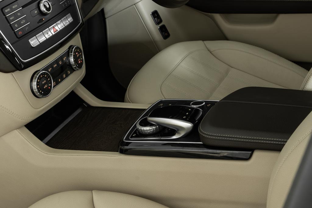 MERCEDES-BENZ GLS 350 D 4matic