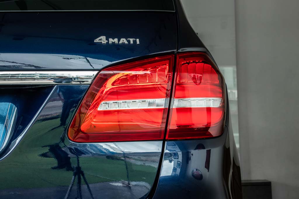 MERCEDES-BENZ GLS 350 D 4matic