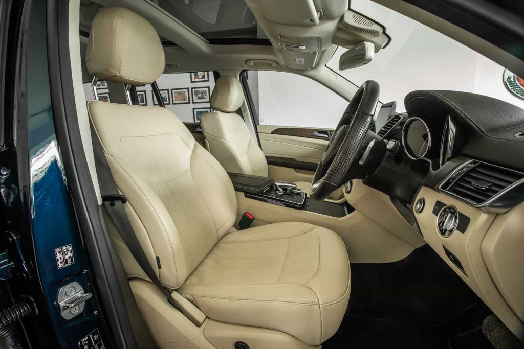 MERCEDES-BENZ GLS 350 D 4matic