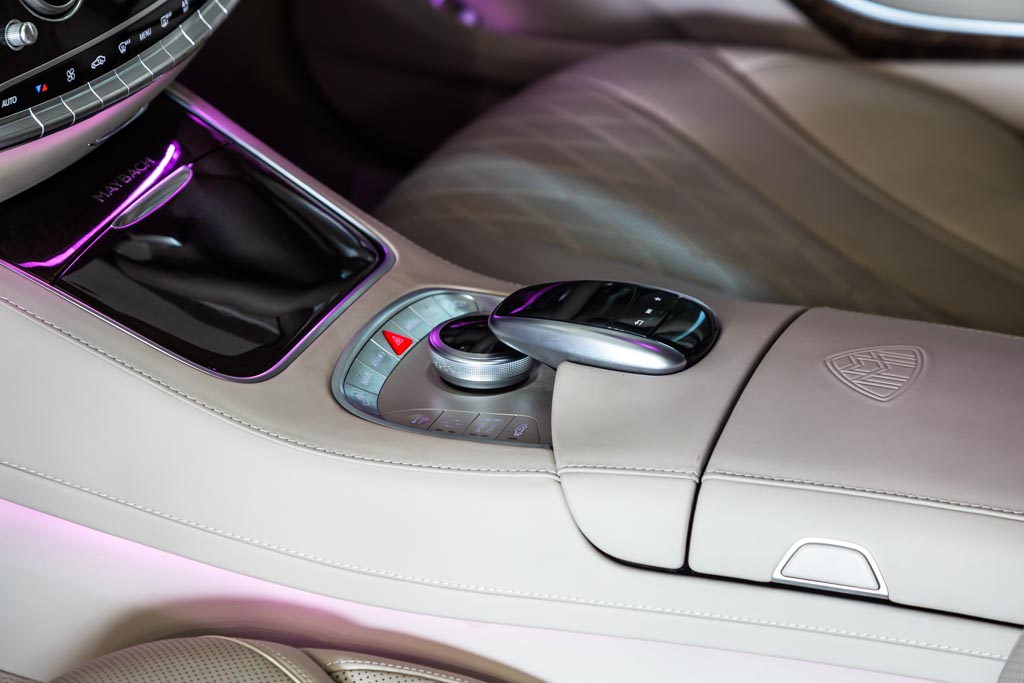 MERCEDES MAYBACH S500