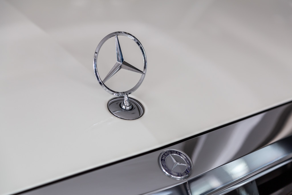 MERCEDES MAYBACH S500