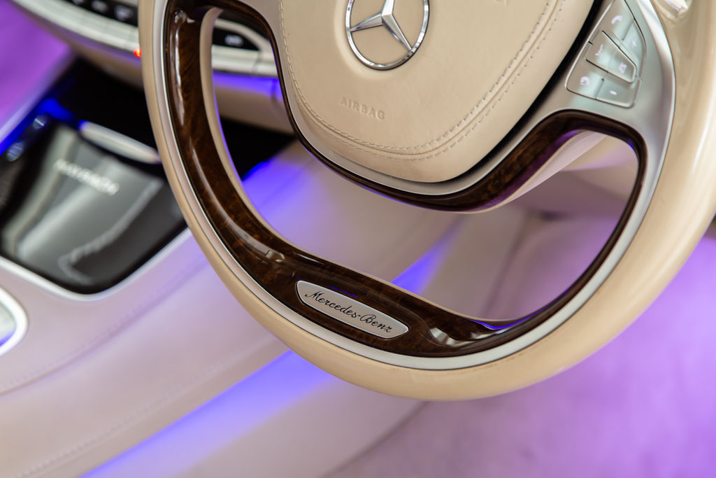 MERCEDES MAYBACH S500