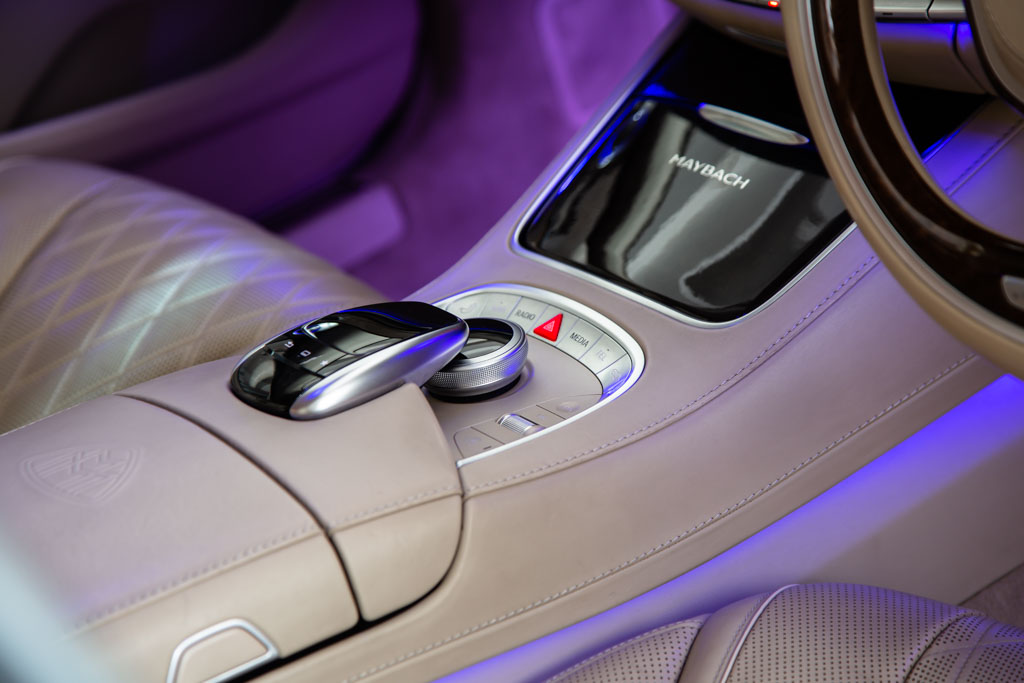 MERCEDES MAYBACH S500
