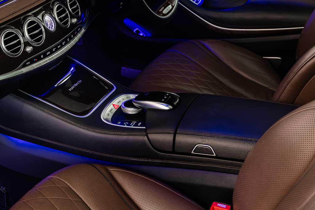 MERCEDES MAYBACH S500