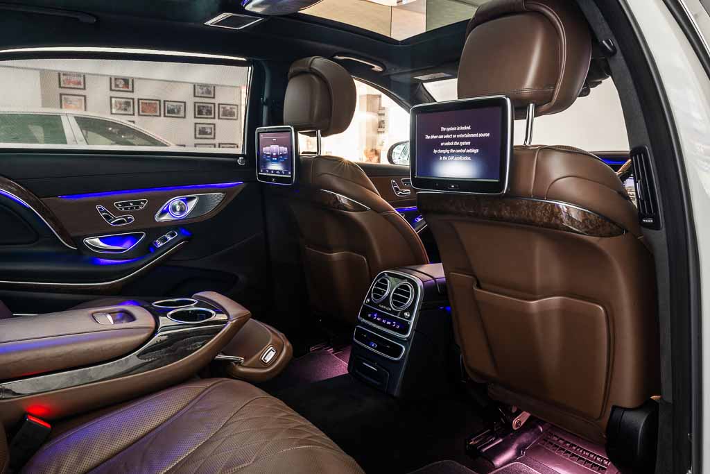 MERCEDES MAYBACH S500