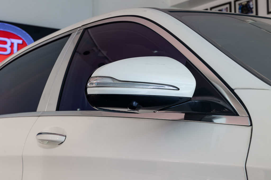 MERCEDES MAYBACH S500