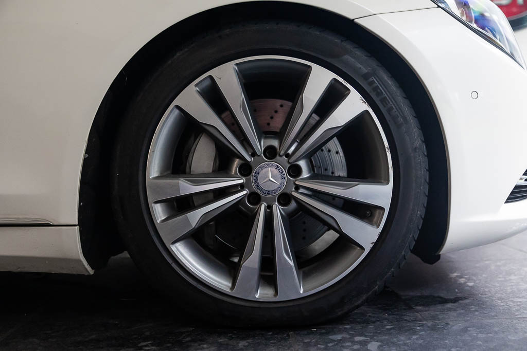 MERCEDES MAYBACH S500