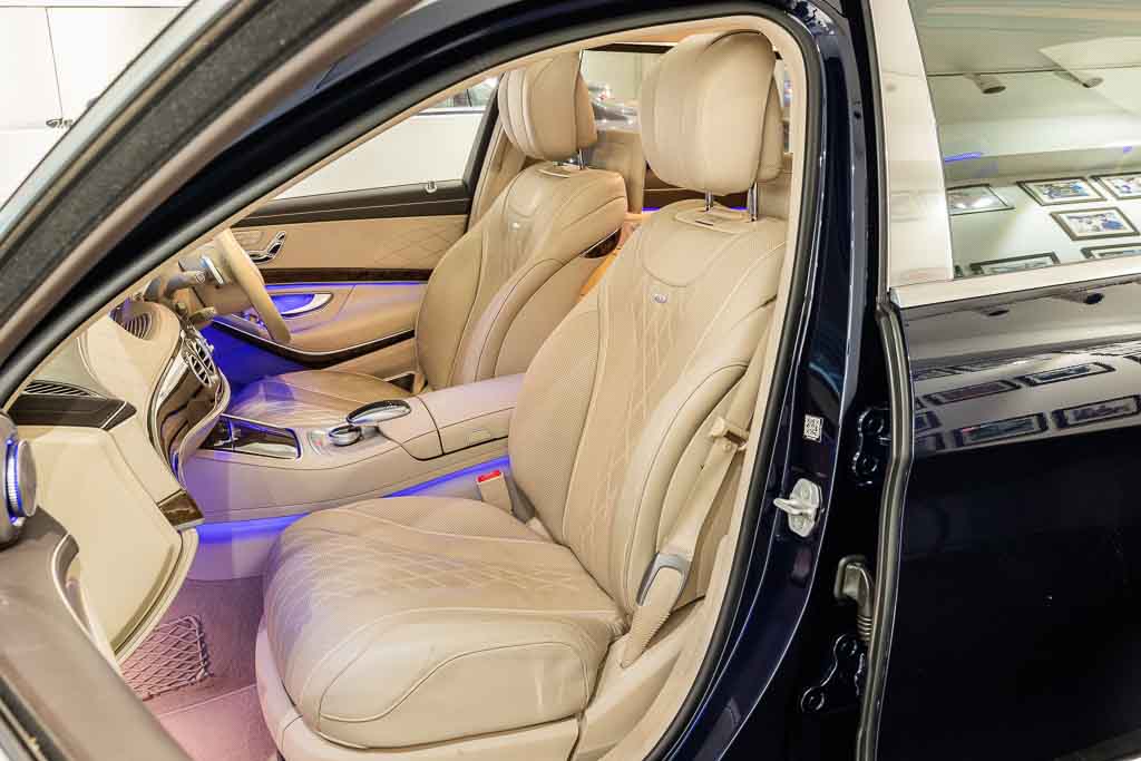 Mercedes Maybach S600