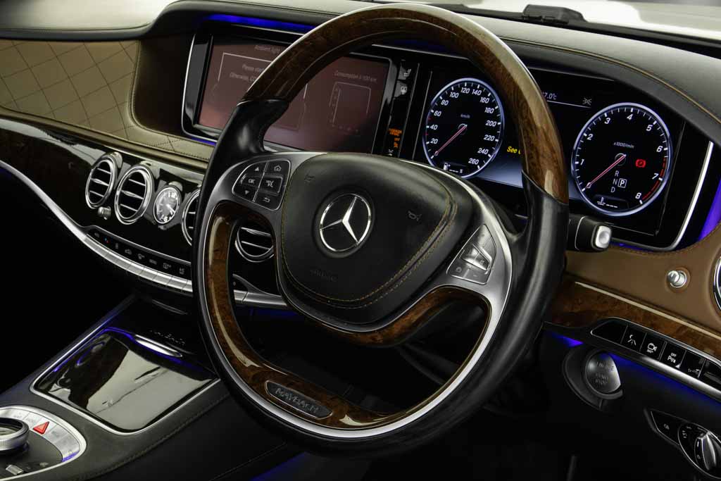 Mercedes Maybach S500