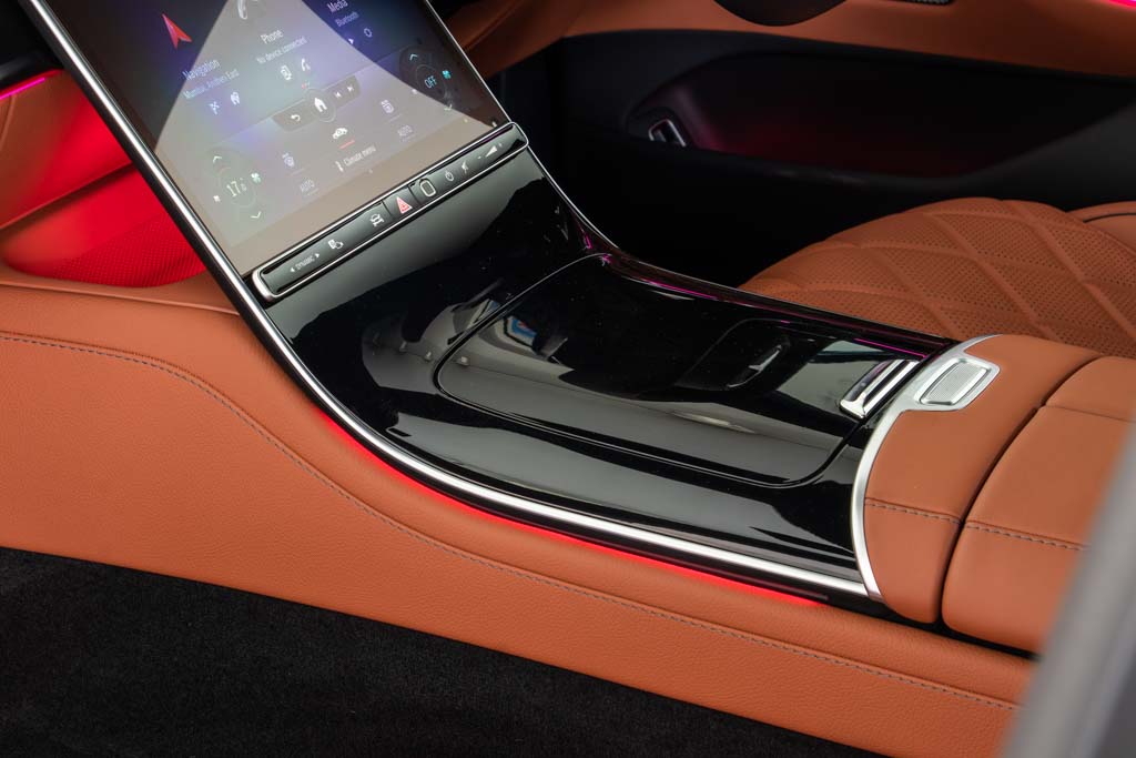 MERCEDES BENZ S400d 4Matic Launch Edition