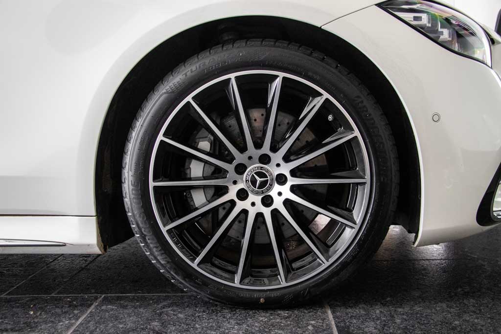 MERCEDES BENZ S400d 4Matic Launch Edition