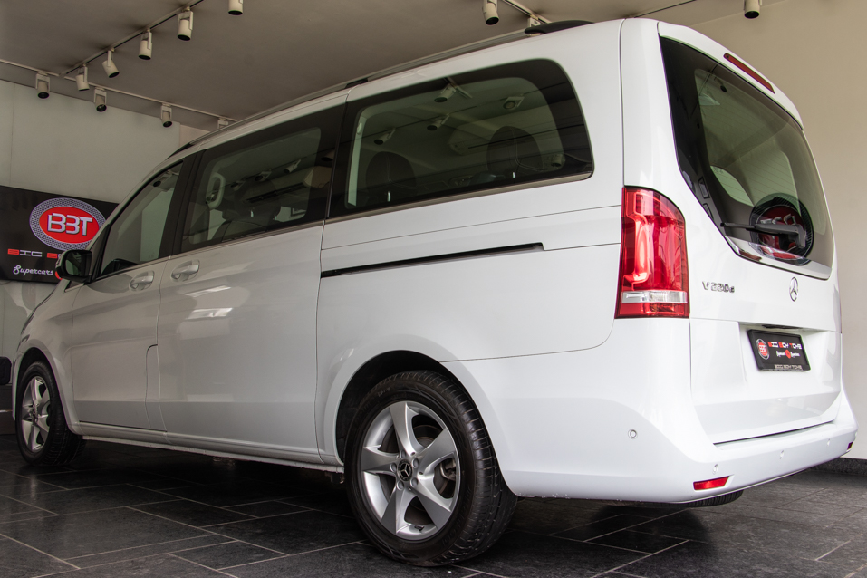 Mercedes-Benz V220d LWB Exclusive