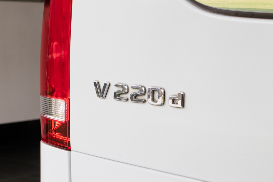 Mercedes-Benz V220d LWB Exclusive