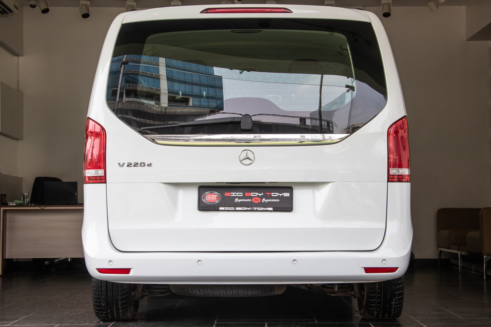 Mercedes-Benz V220d LWB Exclusive