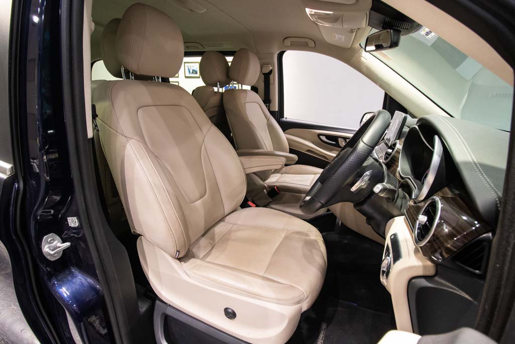 MERCEDES-BENZ V220d Exclusive