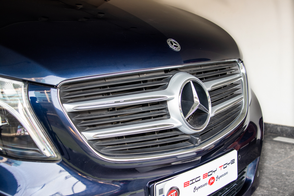 MERCEDES-BENZ V220d Exclusive