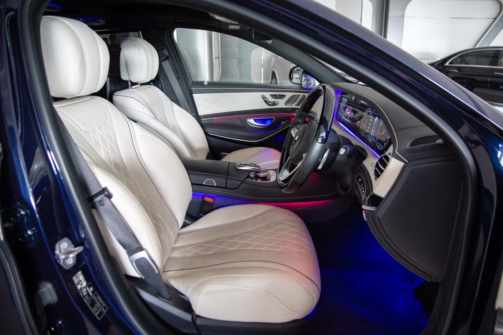 Mercedes Maybach S560