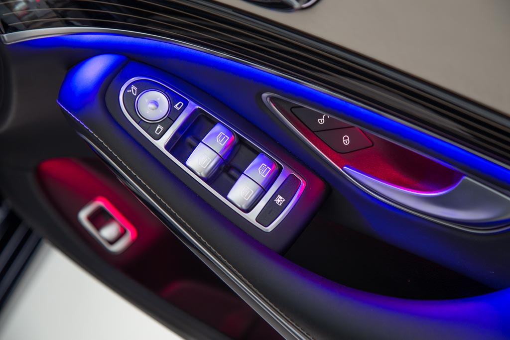 Mercedes Maybach S560