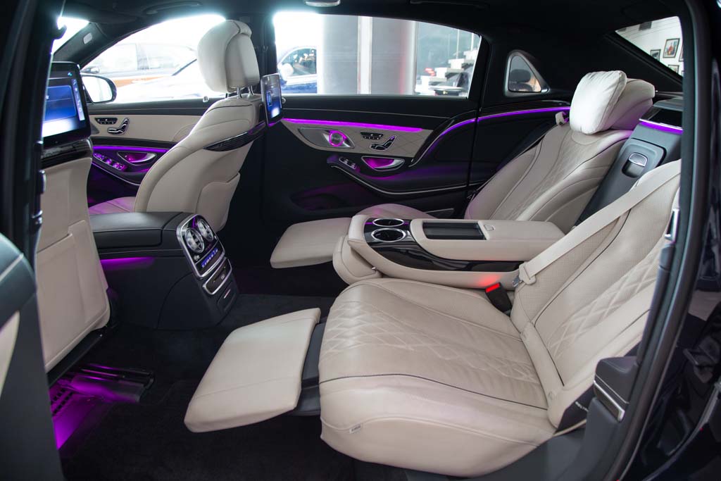 Mercedes Maybach S560