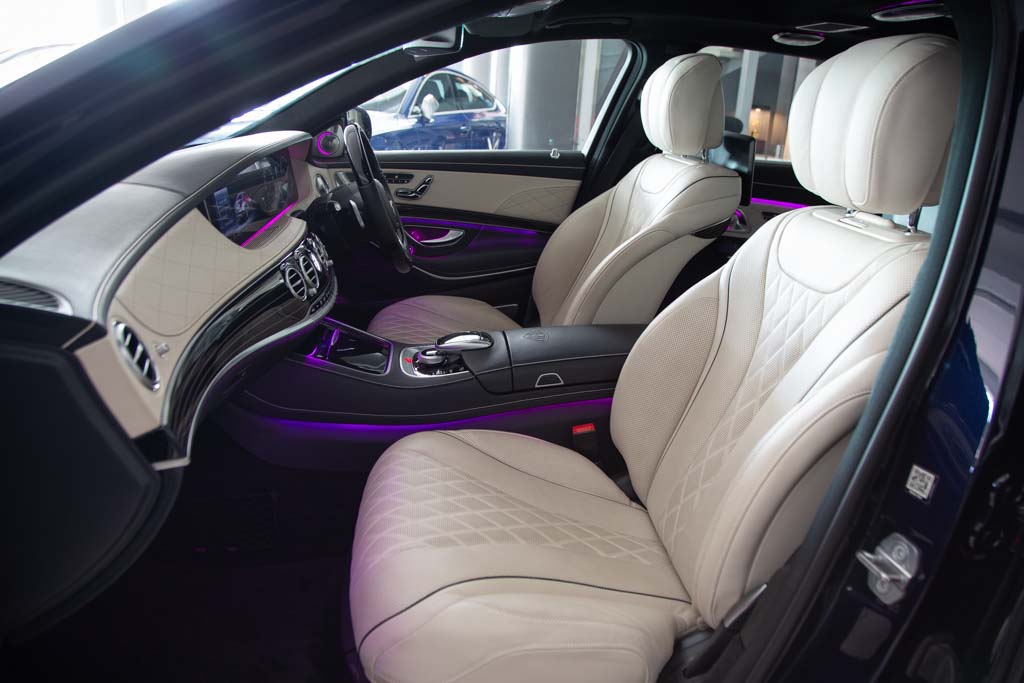 Mercedes Maybach S560