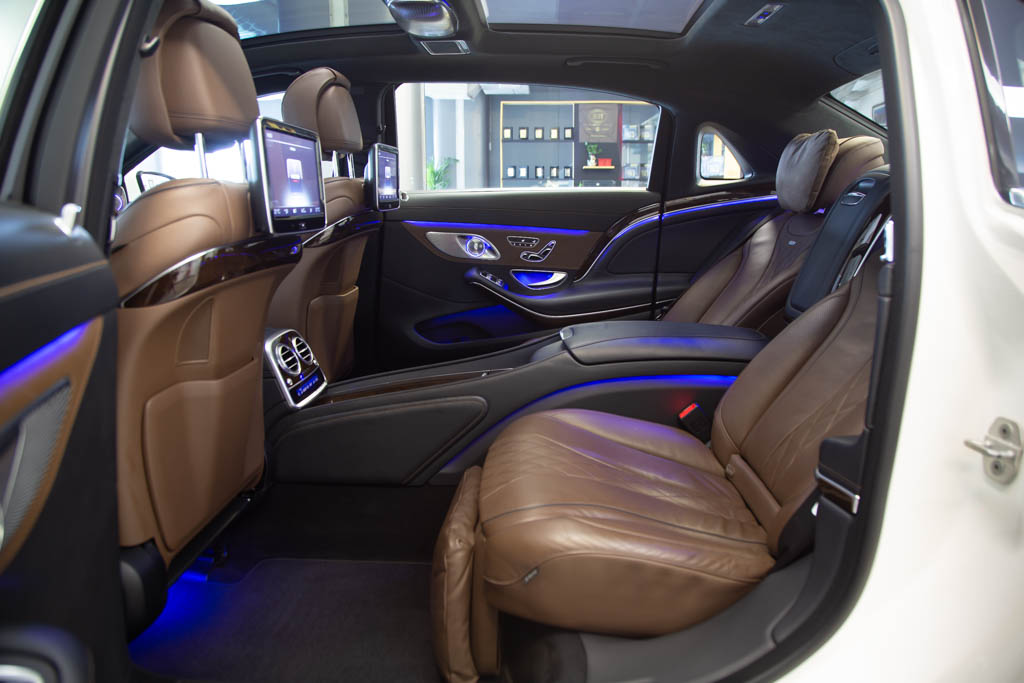 Mercedes Maybach S600