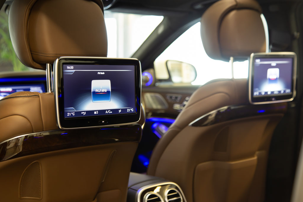 Mercedes Maybach S600