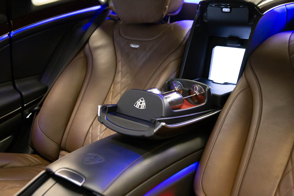 Mercedes Maybach S600