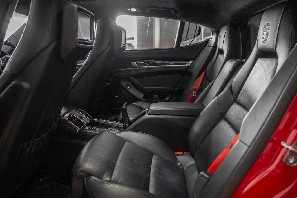 Porsche Panamera GTS