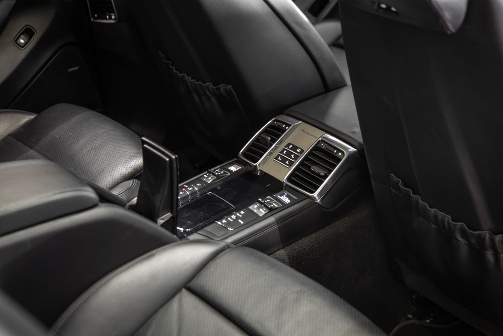 Porsche Panamera GTS