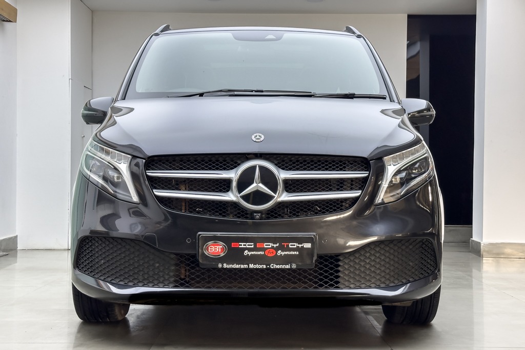 MERCEDES BENZ V220D EXCLUSIVE