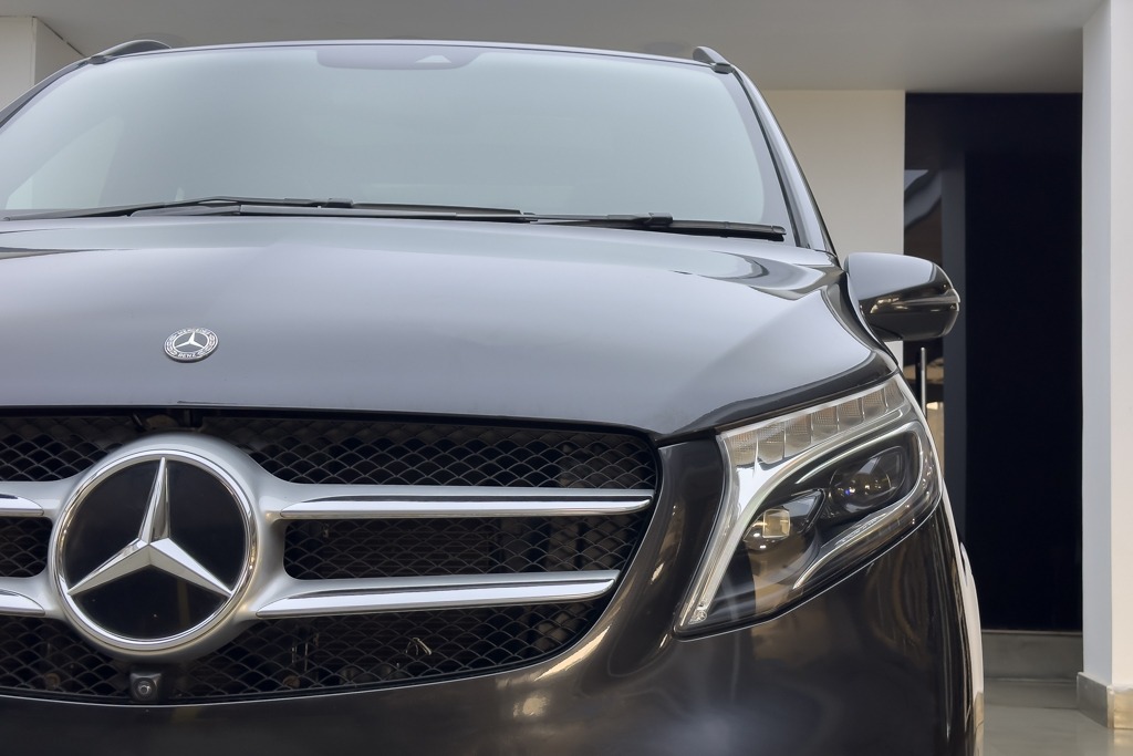 MERCEDES BENZ V220D EXCLUSIVE
