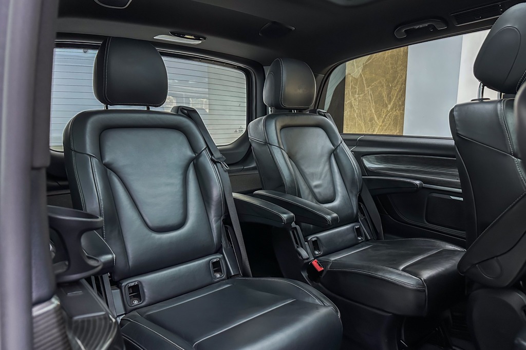 MERCEDES BENZ V220D EXCLUSIVE