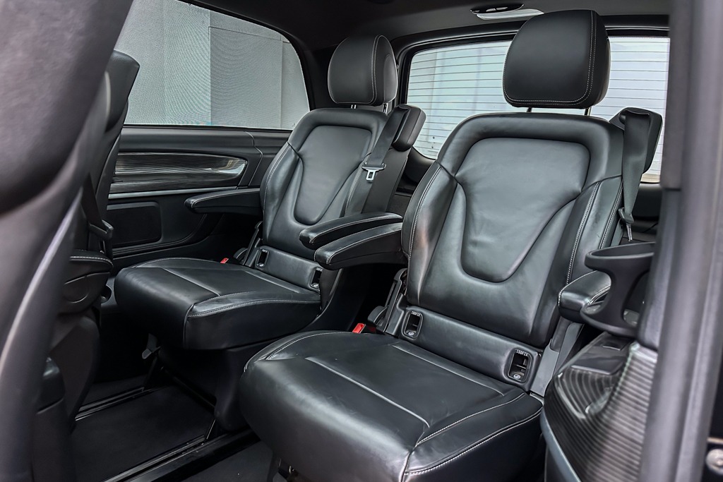 MERCEDES BENZ V220D EXCLUSIVE