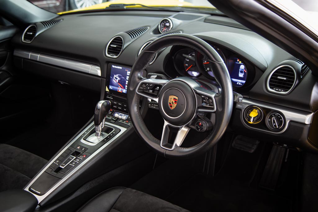 Porsche 718 Boxster