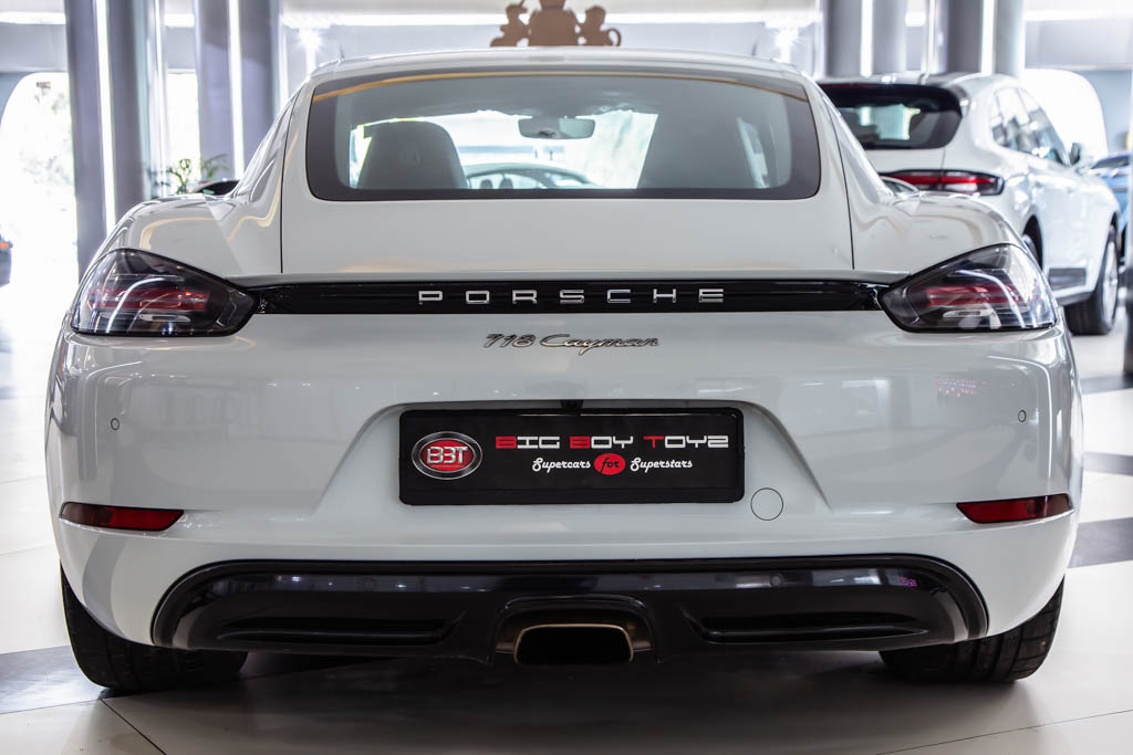 PORSCHE 718 CAYMAN