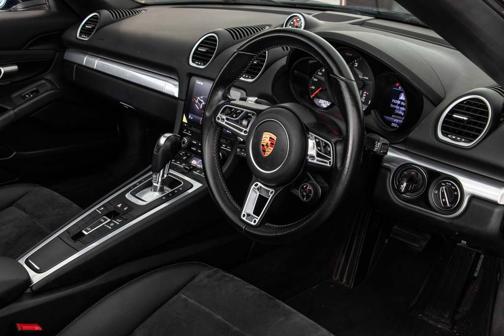 Porsche 718 Boxster