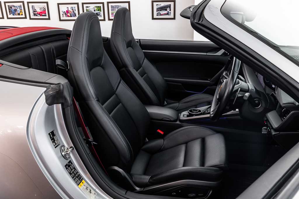 Porsche 911 Carrera Convertible