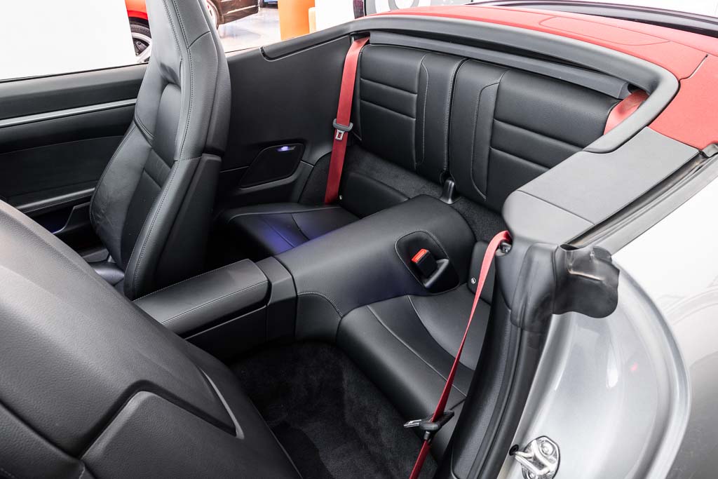 Porsche 911 Carrera Convertible