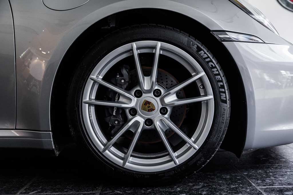 Porsche 911 Carrera Convertible