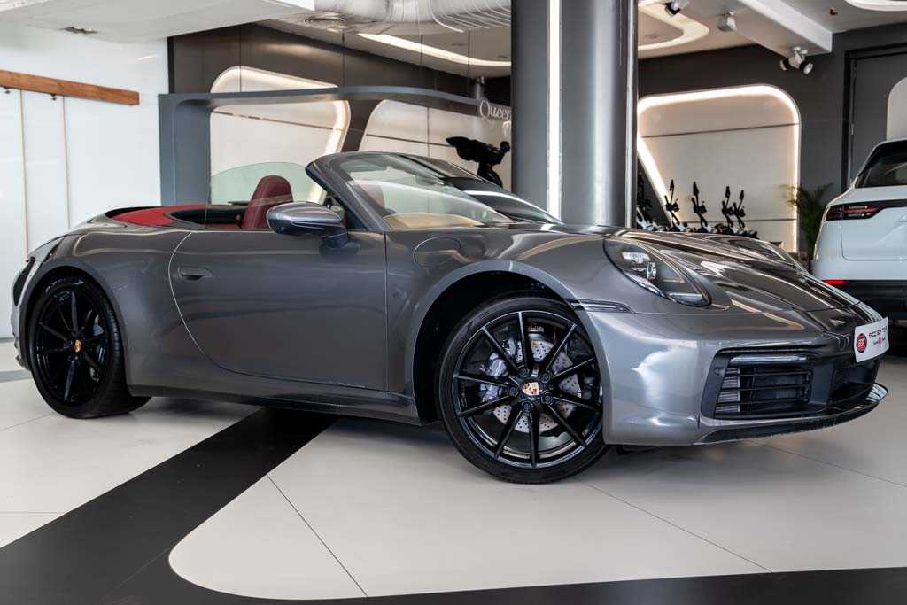 Porsche 911 Carrera Convertible