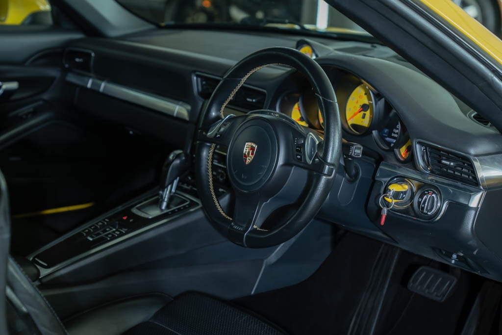 Porsche 911 Carrera S