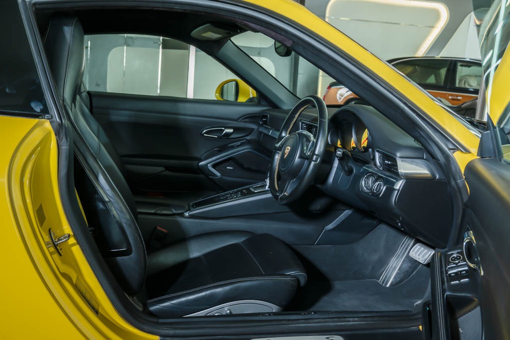 Porsche 911 Carrera S