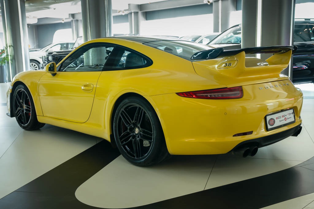Porsche 911 Carrera S